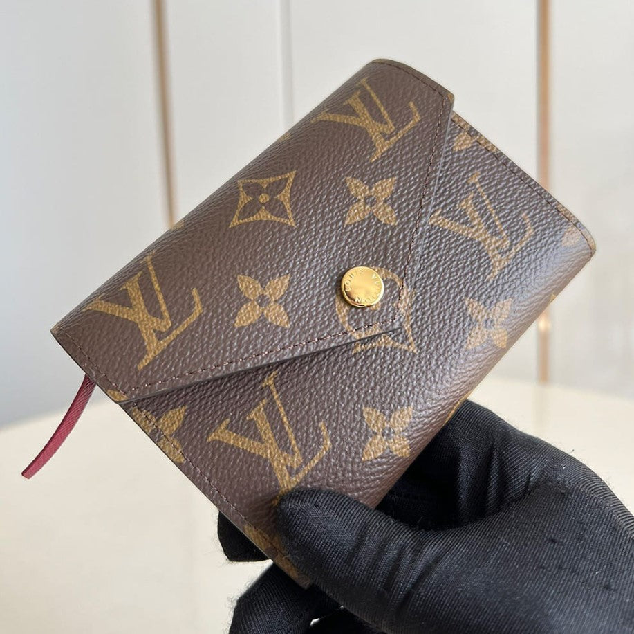 Louis Vuitton Monogram Victorine Wallet M62472