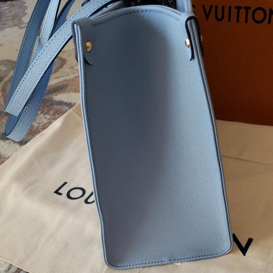 Louis Vuitton Onthego Giant Monogram Blue Tote Bag M45718