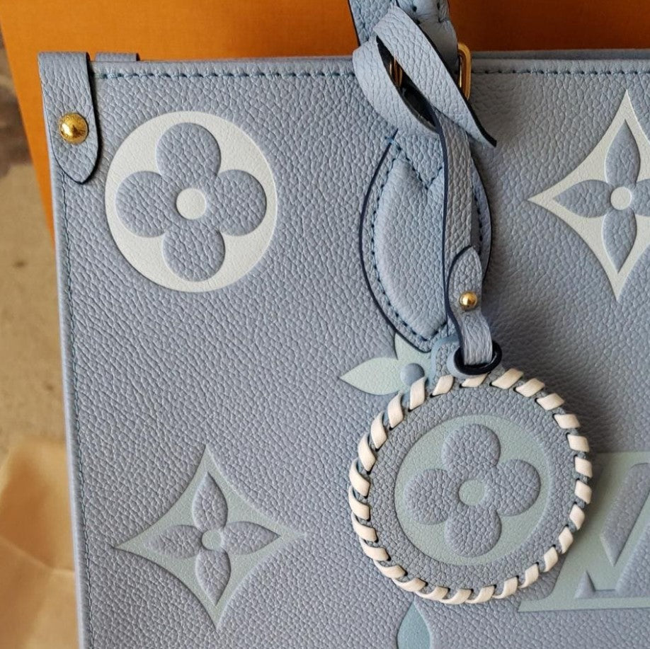 Louis Vuitton Onthego Giant Monogram Blue Tote Bag M45718