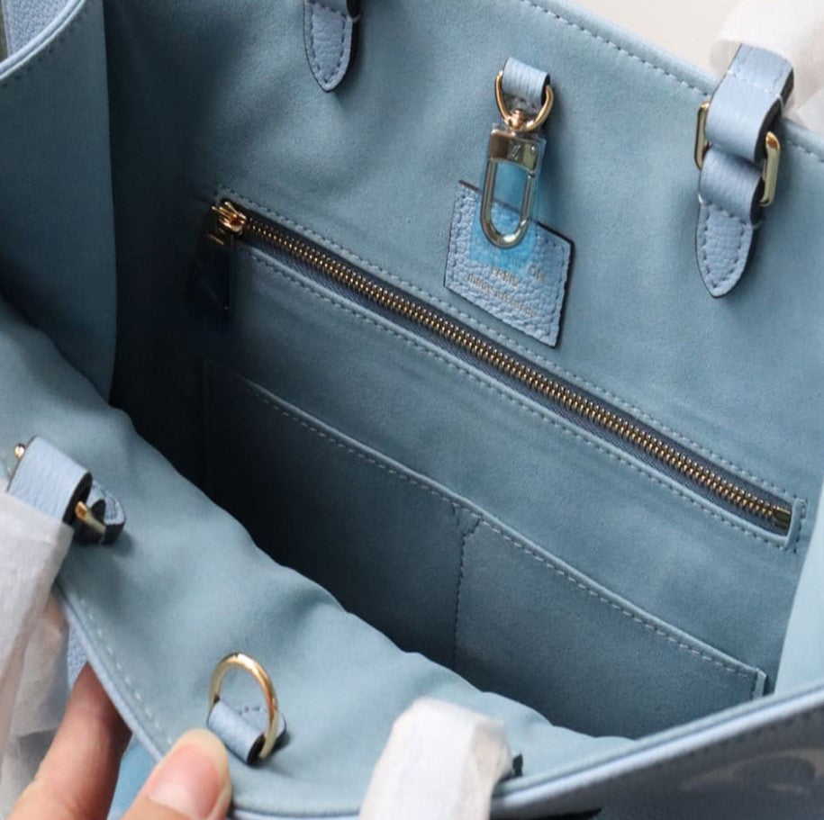 Louis Vuitton Onthego Giant Monogram Blue Tote Bag M45718