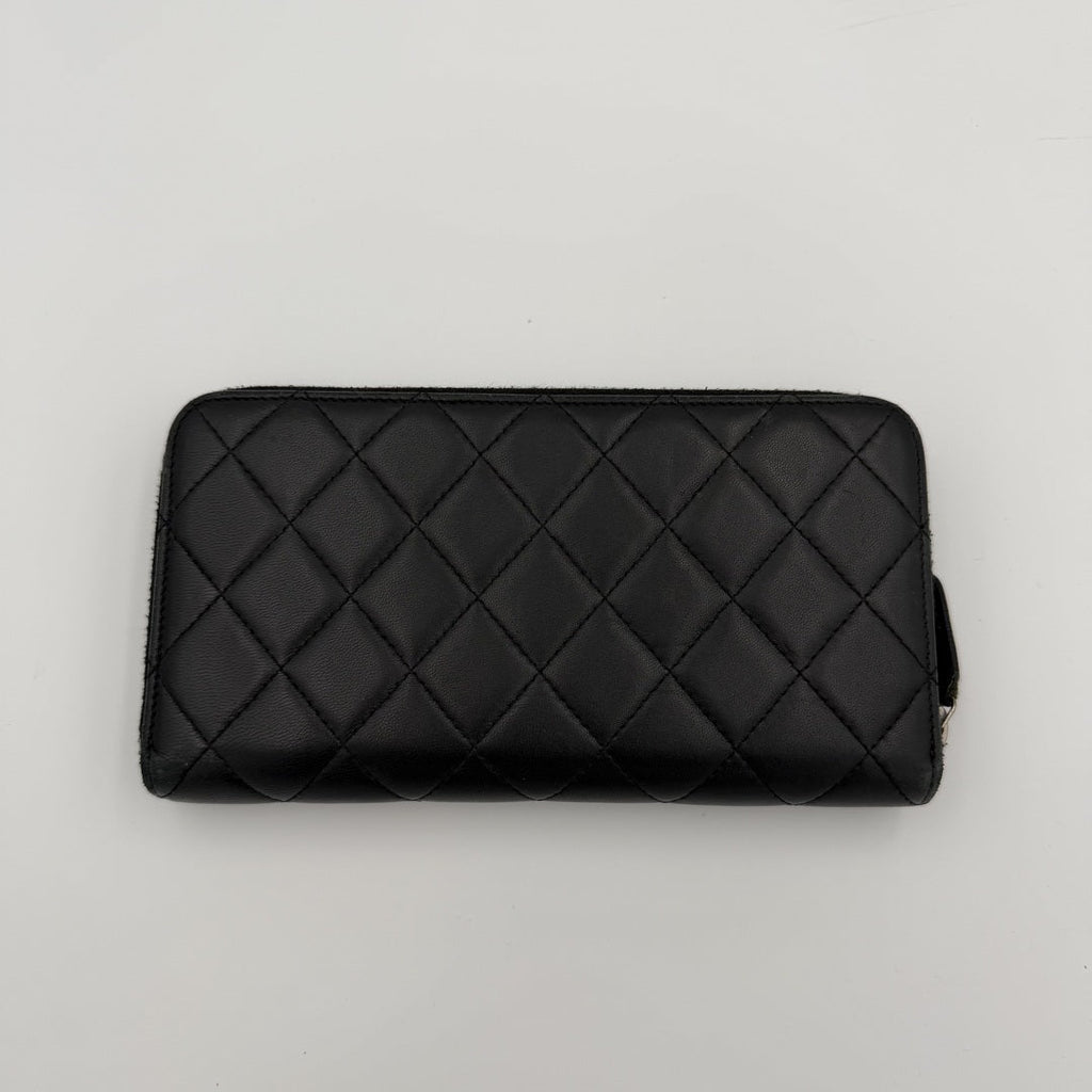 2011 Chanel CC Matelasse Lambskin Black Leather Long Zip Wallet