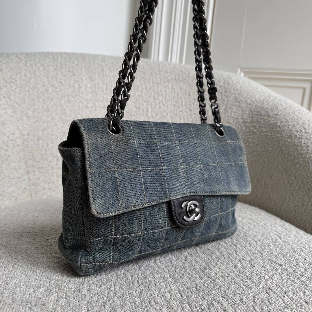 2000 Chanel Blue Denim Chocolate Bar Flap Shoulder Bag