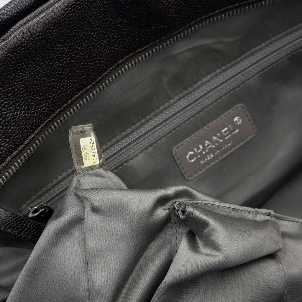 2008 Chanel Caviar Pocket In The City Flap Black Shoulder Bag