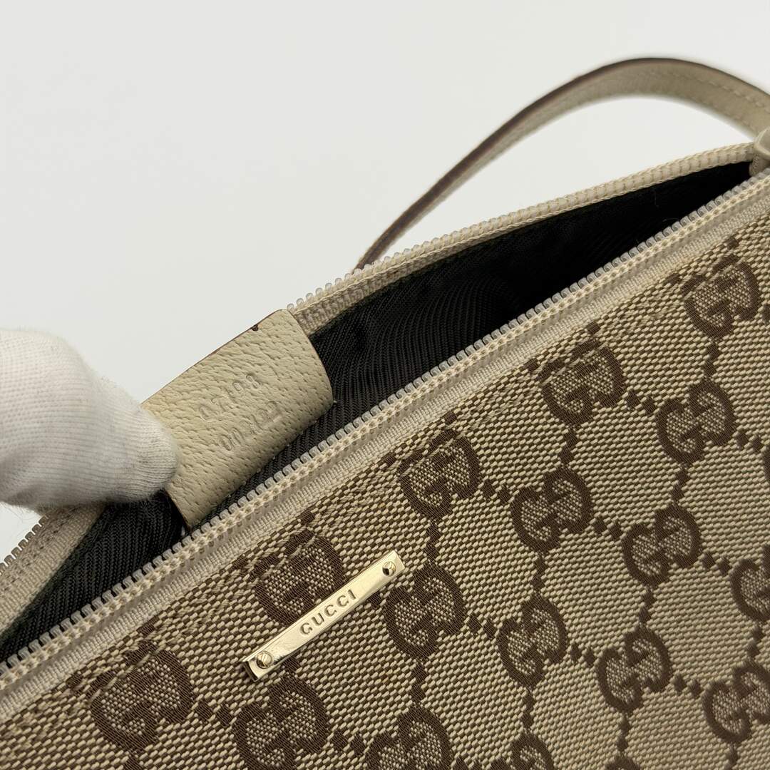 Gucci GG Monogram White Boat Pochette Handbag