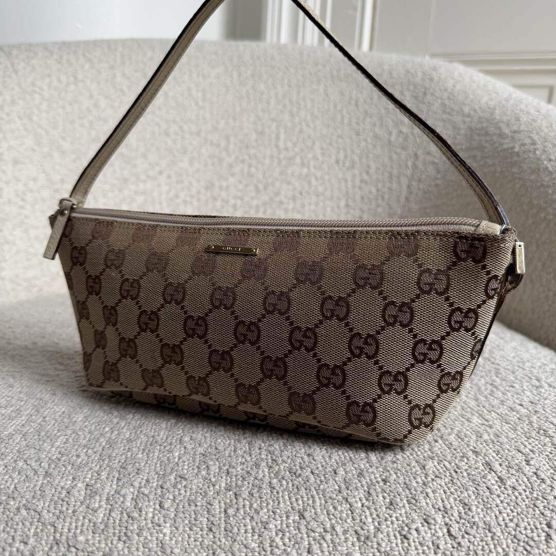 Gucci GG Monogram White Boat Pochette Handbag